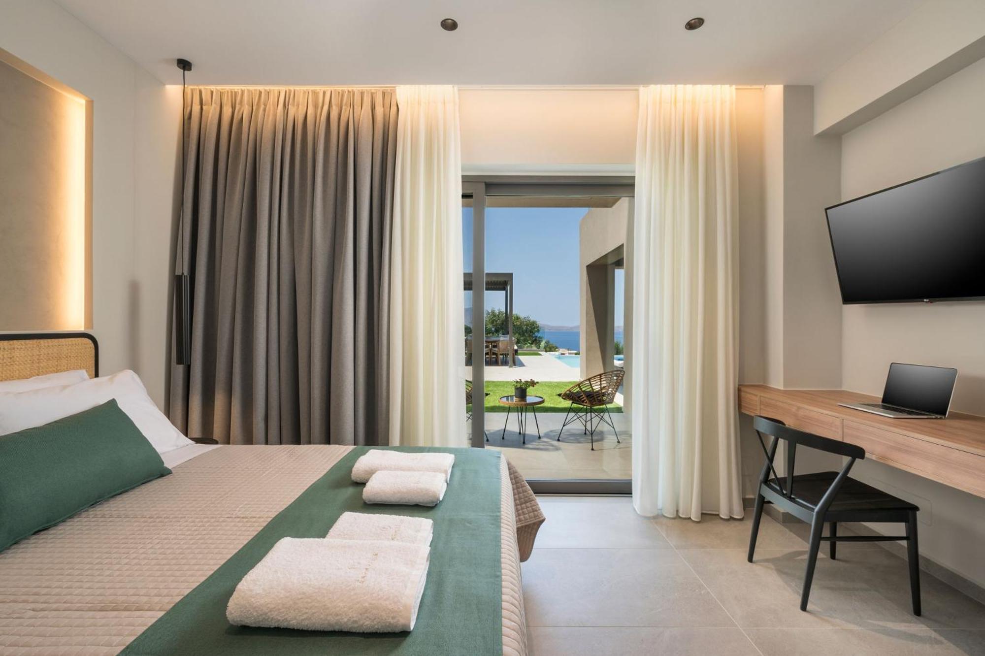 Villa Ekphrasis With Sea View And Jacuzzi Ravdhoukha Exterior photo